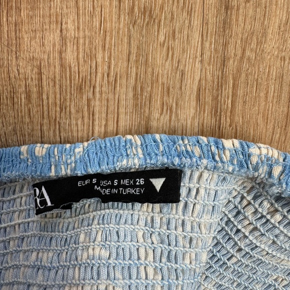 Blue White Floral Strapless Top - Picture 4 of 4